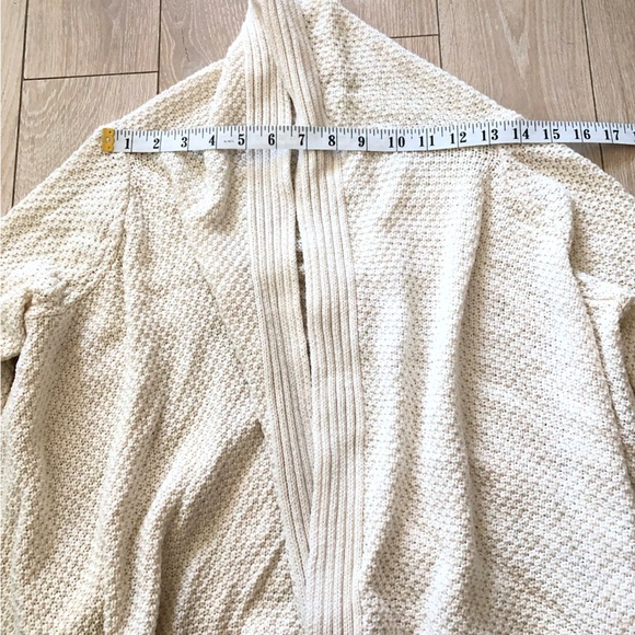 Talbots Waterfall Wool Cotton Blend Cardigan in Cream Size MP - Picture 2 of 12